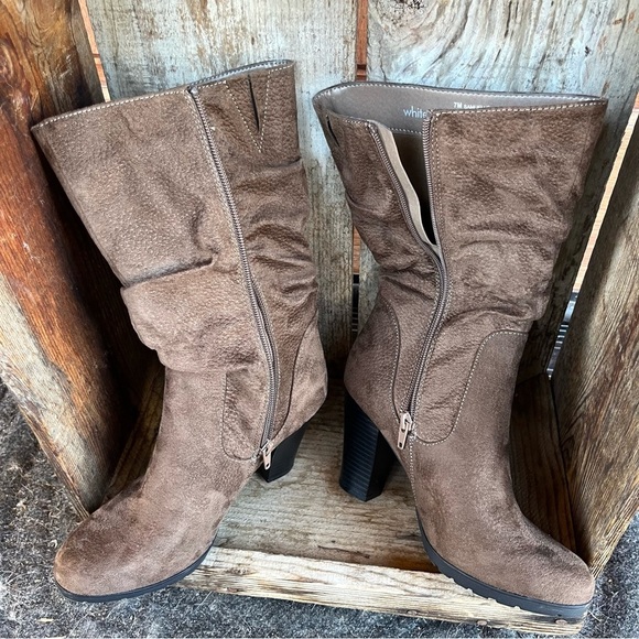 WhiteMT Heeled Boots - Picture 6 of 9